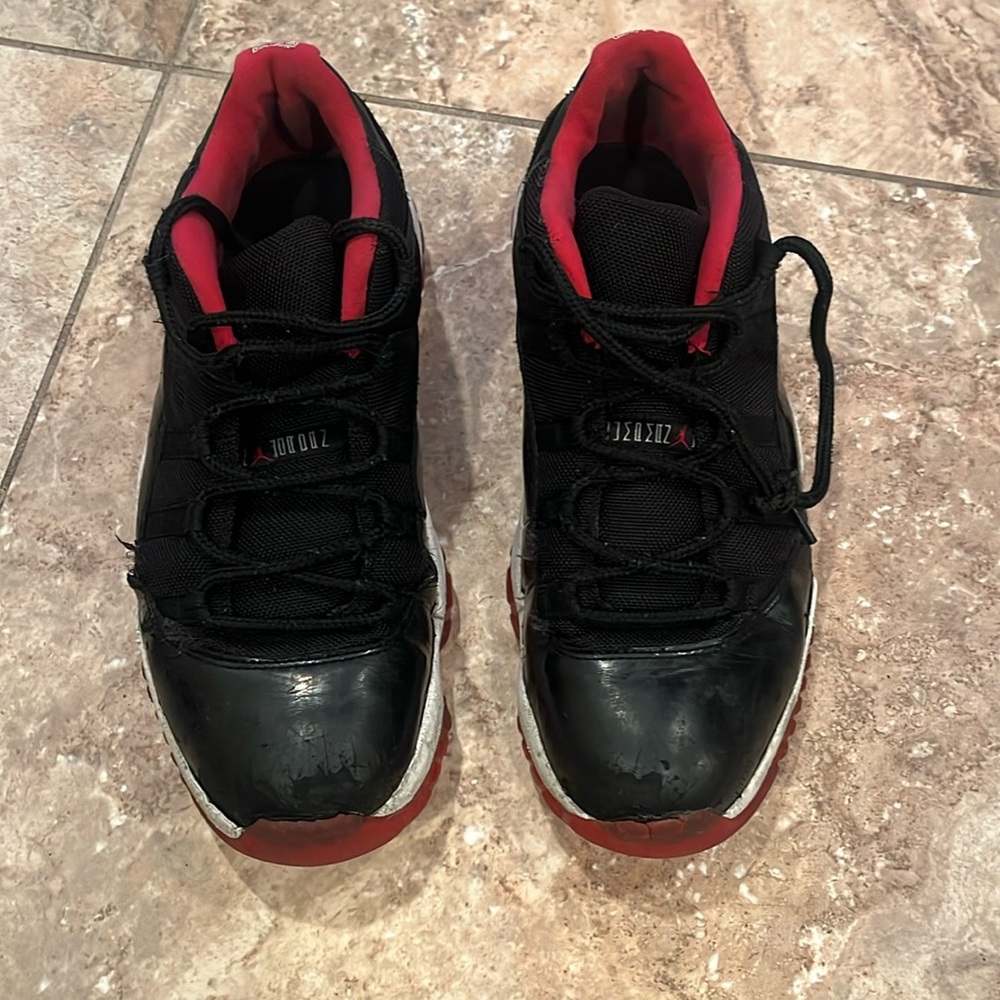 Jordan 11 breds